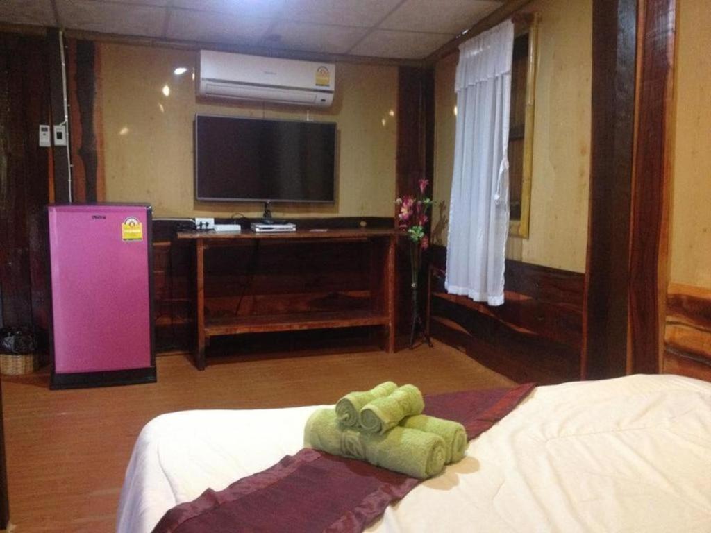 Jidapa Resort Phra Nakhon Si Ayutthaya Esterno foto