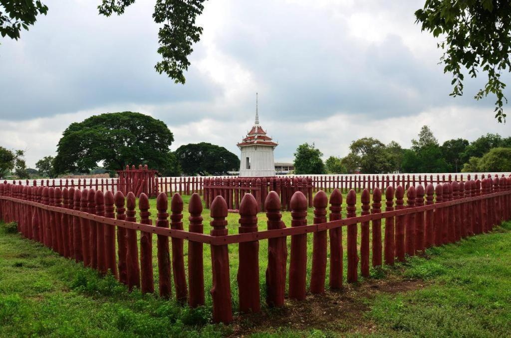 Jidapa Resort Phra Nakhon Si Ayutthaya Esterno foto