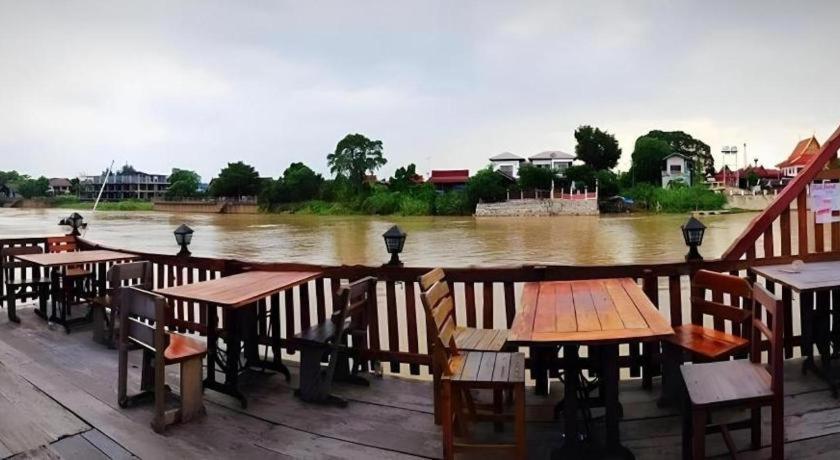 Jidapa Resort Phra Nakhon Si Ayutthaya Esterno foto