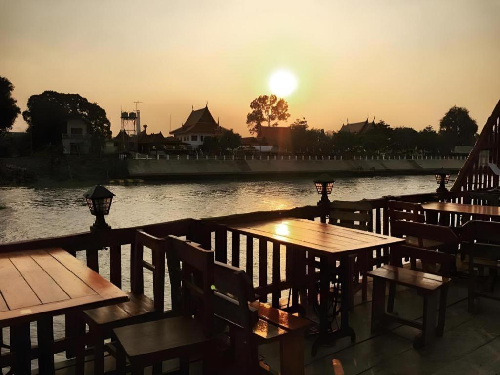 Jidapa Resort Phra Nakhon Si Ayutthaya Esterno foto