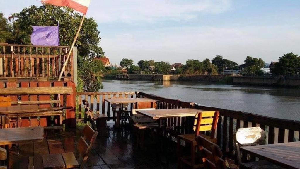 Jidapa Resort Phra Nakhon Si Ayutthaya Esterno foto