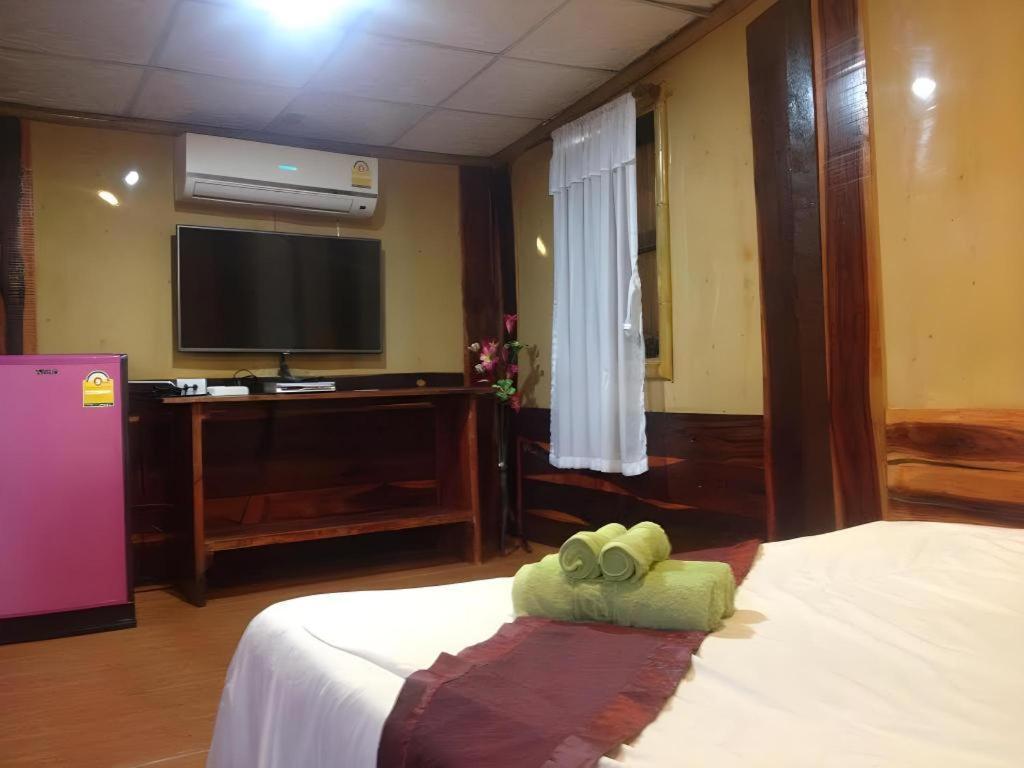 Jidapa Resort Phra Nakhon Si Ayutthaya Esterno foto